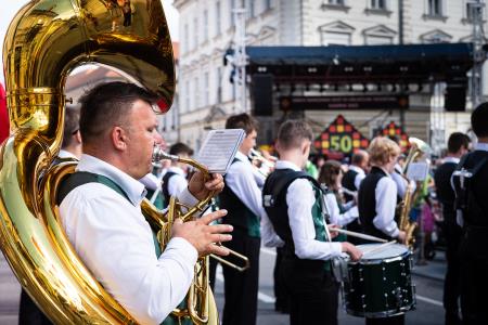 S soncem obsijan drugi festivalski dan 50. Dnevov narodnih noš in oblačilne dediščine v Kamniku (102)